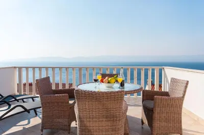 Pogled na more ili pogled na more iz apartmana