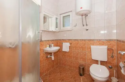 Kupaonica u objektu Apartments Marija Pisak