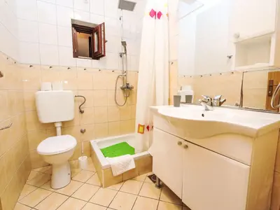 Kupaonica u objektu Holiday Home Gorana by Interhome