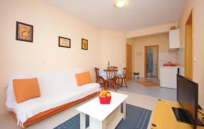 TV i/ili zabavni centar u objektu Apartments Makarska