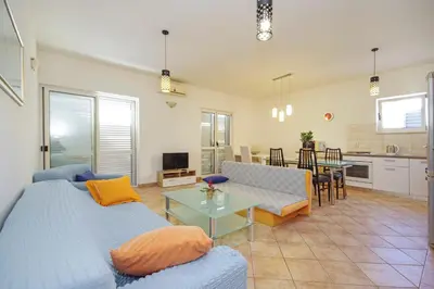 Kuhinja ili čajna kuhinja u objektu Apartments Makarska