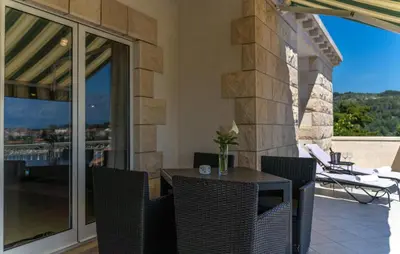 Balkon ili terasa u objektu Amazing Apartment In Selca With Wifi