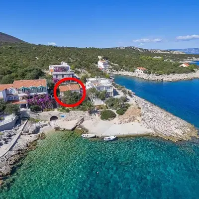 Apartments by the sea Cove Pokrivenik