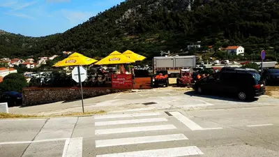 Pogled na planine ili pogled na planine iz apartmana