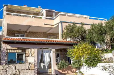 Zgrada u kojoj se nalazi apartman