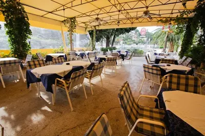 Restoran ili neka druga zalogajnica u objektu Guest House Nevena
