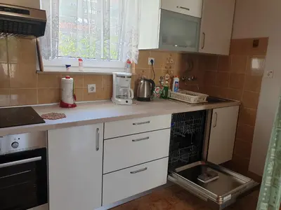 Kuhinja ili čajna kuhinja u objektu Apartments & Rooms Zlatica Hvar