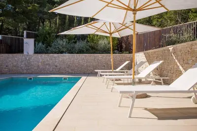 Bazen u objektu Luxury Villa Lucice View ili u blizini