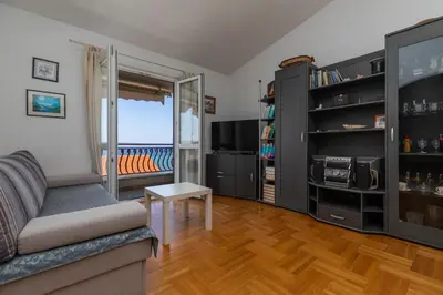 TV i/ili zabavni centar u objektu Apartments by the sea Duce, Omis - 14587