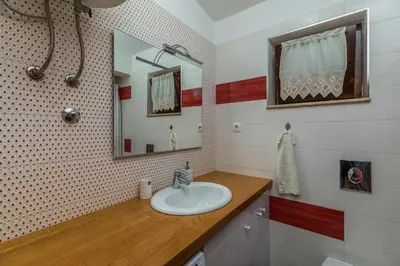 Kupaonica u objektu Apartments by the sea Duce, Omis - 14587