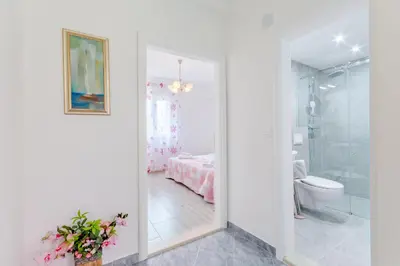 Kupaonica u objektu Villa Dinka