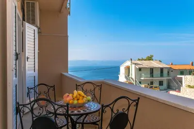 Pogled na more ili pogled na more iz apartmana