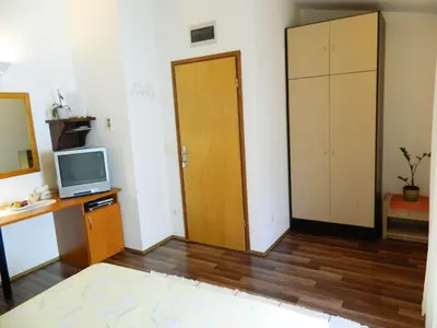 TV i/ili zabavni centar u objektu Mare
