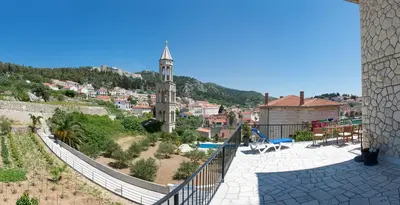 Pogled na planine ili pogled na planine iz apartmana