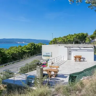 Apartments with parking space Marusici - Omis - 954