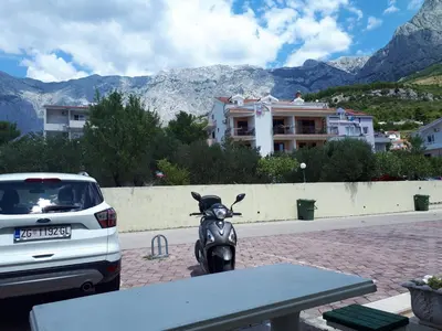 Pogled na planine ili pogled na planine iz apartmana