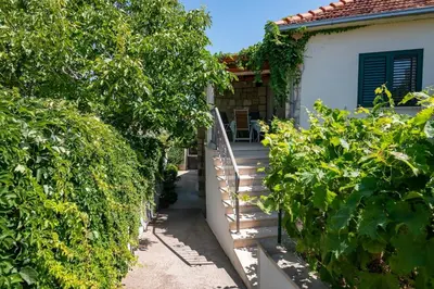 Vrt u objektu Apartments by the sea Postira, Brac - 14822