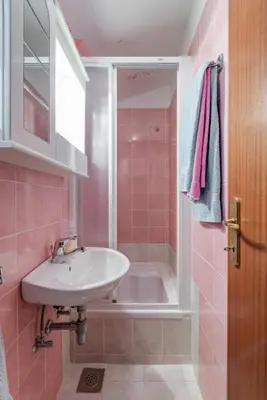 Kupaonica u objektu Beachfront Apartment Pisak (196-2)