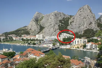 Tlocrt objekta Apartments with WiFi Omis - 14894