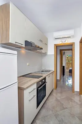 Kuhinja ili čajna kuhinja u objektu Apartments by the sea Cove Pokrivenik, Hvar - 10419