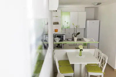 Kuhinja ili čajna kuhinja u objektu Apartments by the sea Podstrana, Split - 14982