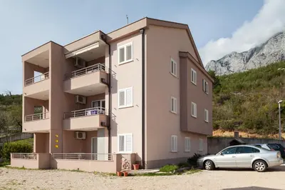 Pogled na planine ili pogled na planine iz apartmana