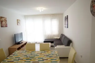 TV i/ili zabavni centar u objektu Apartments by the sea Podstrana, Split - 15101