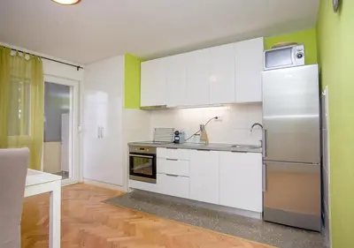 Kuhinja ili čajna kuhinja u objektu Apartment Omiš Holiday