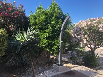 Pogled na planine ili pogled na planine iz vila