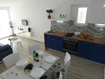 Kuhinja ili čajna kuhinja u objektu Sunrise Vid