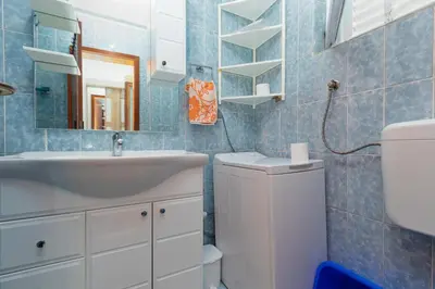 Kupaonica u objektu Apartments by the sea Pisak, Omis - 15177