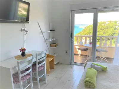 TV i/ili zabavni centar u objektu SUPER HORIZONT- Sea View Apartments with private Jacuzzi time & Free Parking