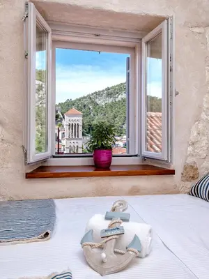 Pogled na planine ili pogled na planine iz apartmana