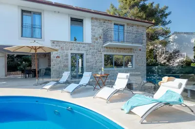 Bazen u objektu Luxury Villa Hvar Enigma with Pool ili u blizini