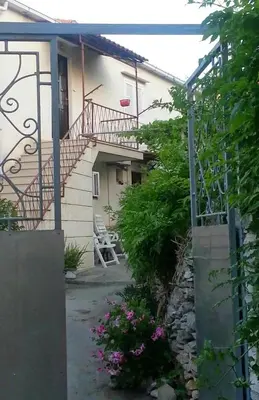 Zgrada u kojoj se nalazi apartman