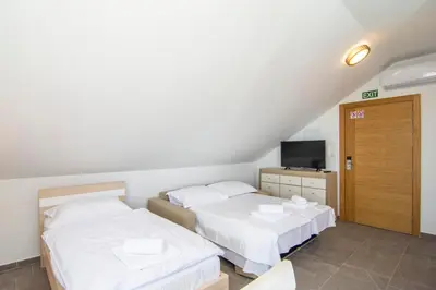 Krevet ili kreveti u jedinici u objektu Apartments Sara 4