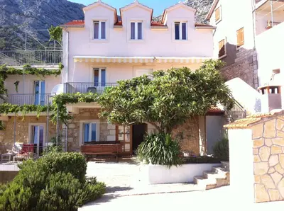 Pogled na planine ili pogled na planine iz apartmana