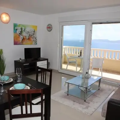Apartment - Island View