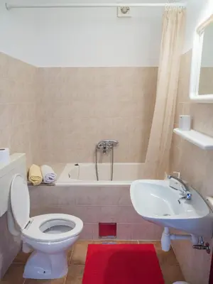 Kupaonica u objektu Apartments Viskovic