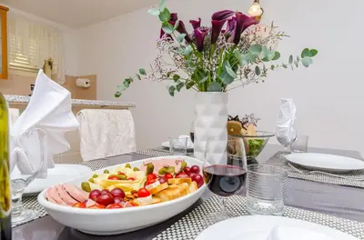 Hrana u apartmanu ili u blizini