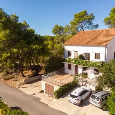 Apartments Iskra