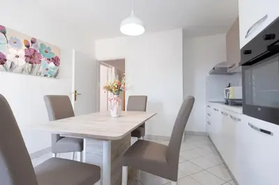Kuhinja ili čajna kuhinja u objektu Apartments Rudi