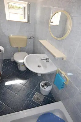Kupaonica u objektu Almissa