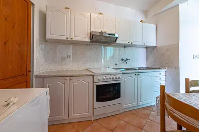 Kuhinja ili čajna kuhinja u objektu Apartments and rooms with parking space Hvar - 15706
