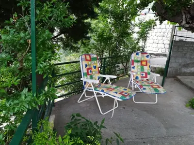 Vrt u objektu Apartments with a parking space Omis - 15830