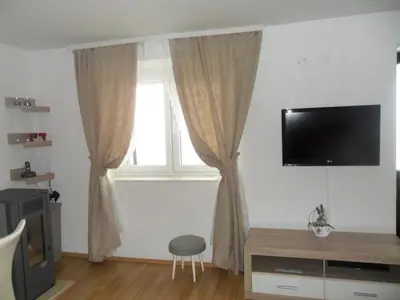 TV i/ili zabavni centar u objektu House Marija