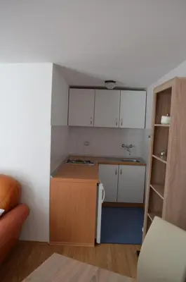 Kuhinja ili čajna kuhinja u objektu House Marija