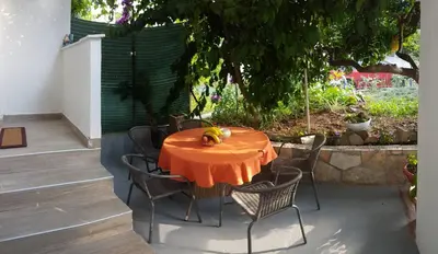 Vrt u objektu Niko apartment