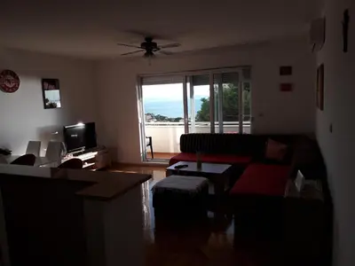 TV i/ili zabavni centar u objektu Apartman Baška Voda