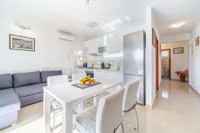 Kuhinja ili čajna kuhinja u objektu Villa Trebotić - Cozy Apartment